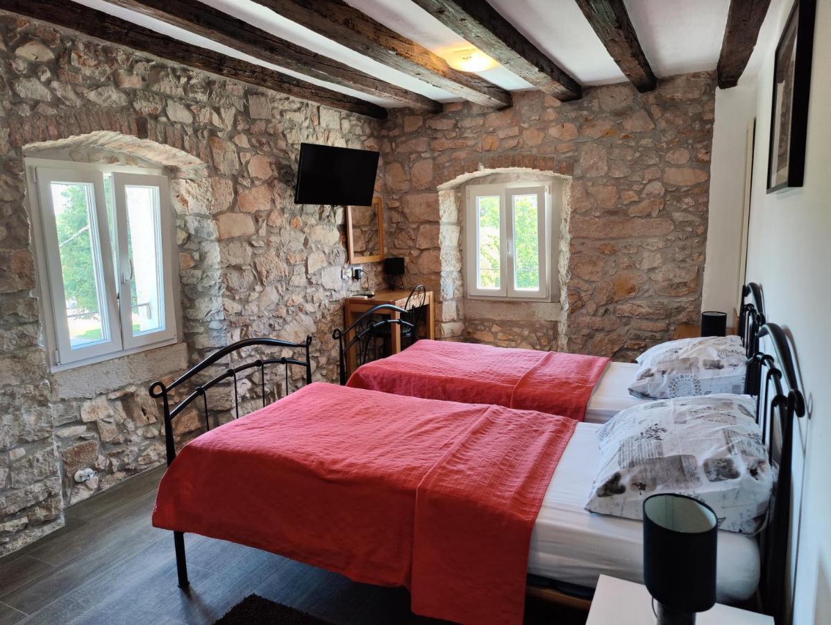 Boutique Hotel Castello Gulich Poreč Buitenkant foto